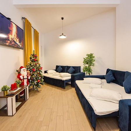 Residenza Di Carbasinni Bucharest Luaran gambar