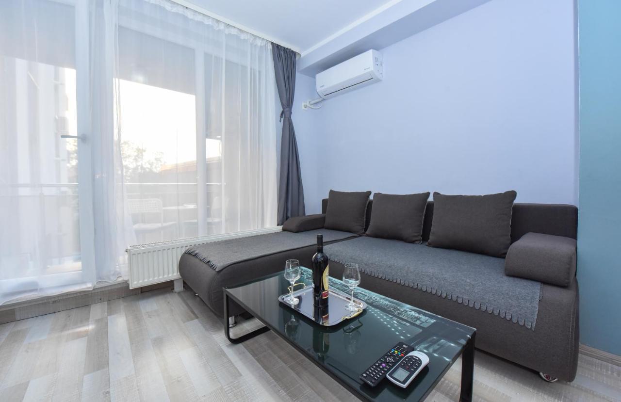 Residenza Di Carbasinni Bucharest Luaran gambar