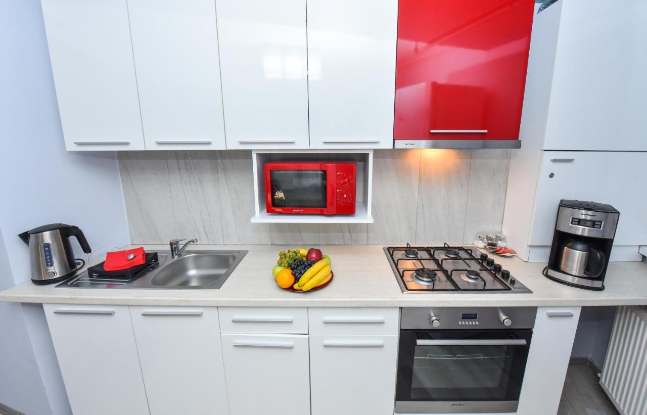 Residenza Di Carbasinni Bucharest Luaran gambar