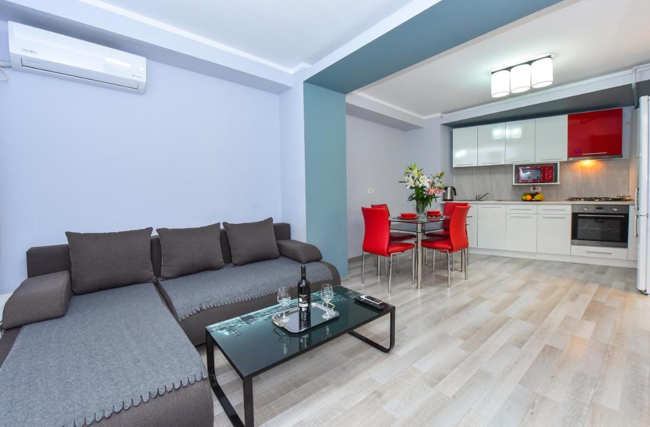 Residenza Di Carbasinni Bucharest Luaran gambar