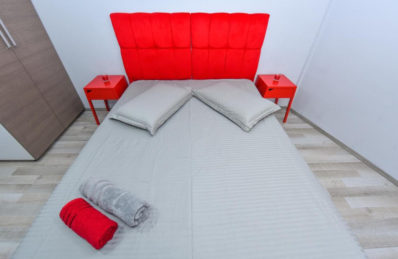 Residenza Di Carbasinni Bucharest Luaran gambar