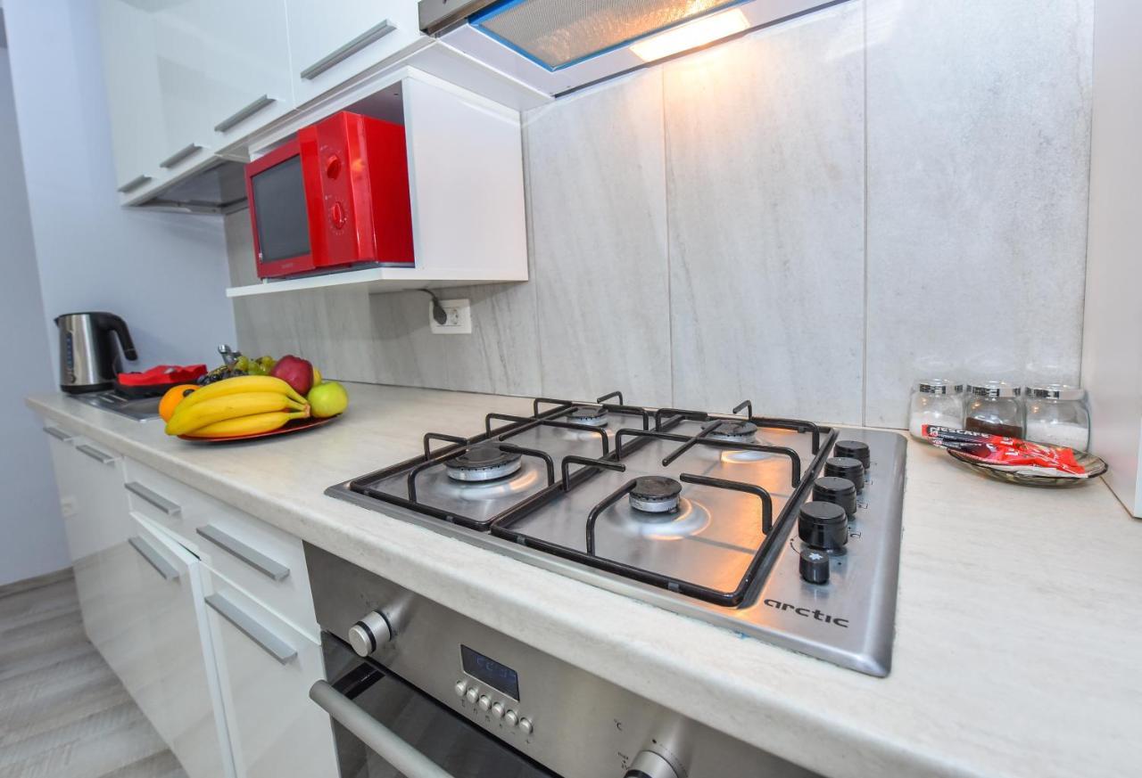 Residenza Di Carbasinni Bucharest Luaran gambar