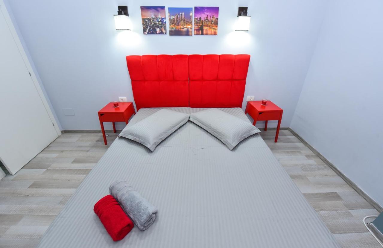 Residenza Di Carbasinni Bucharest Luaran gambar
