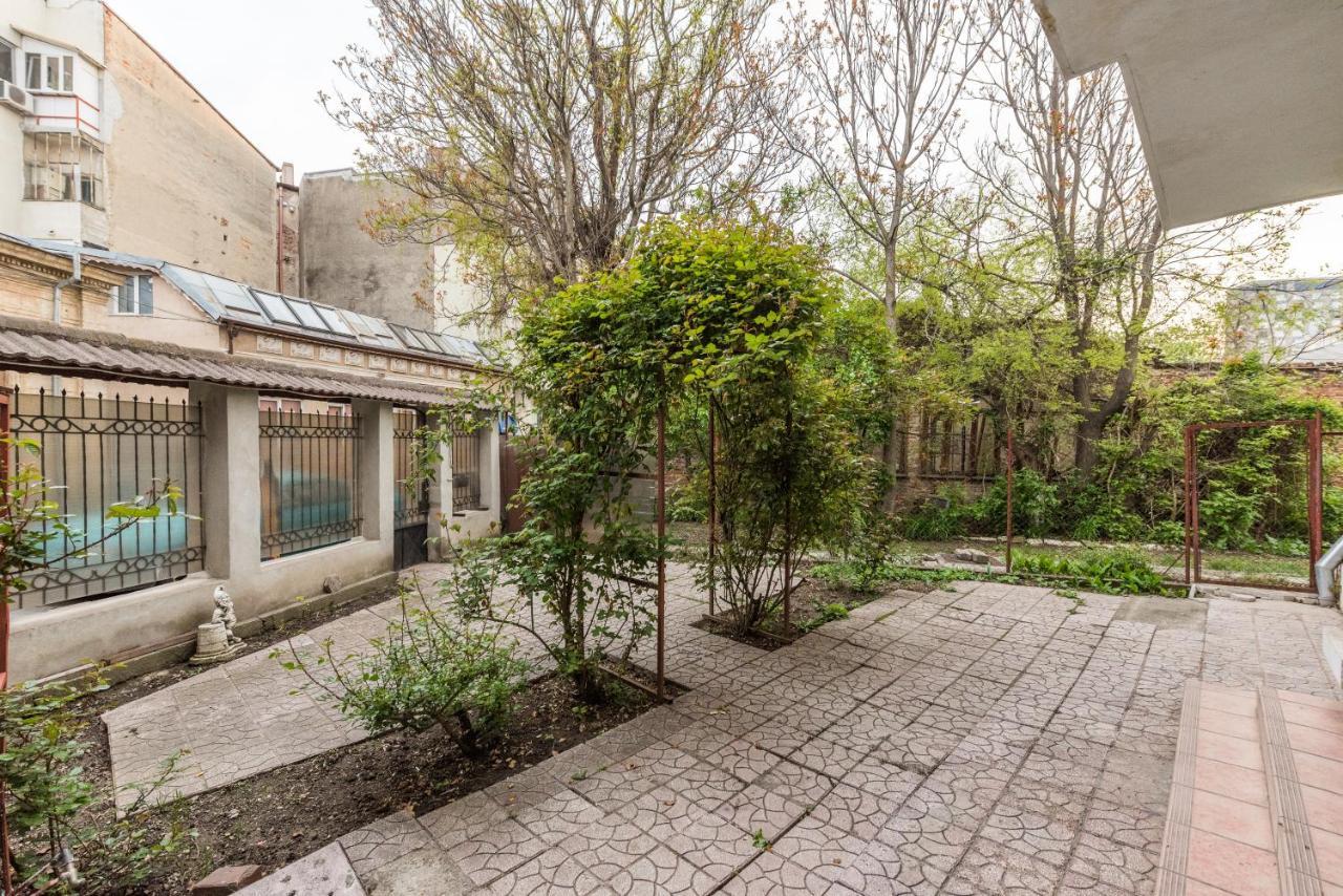 Residenza Di Carbasinni Bucharest Luaran gambar