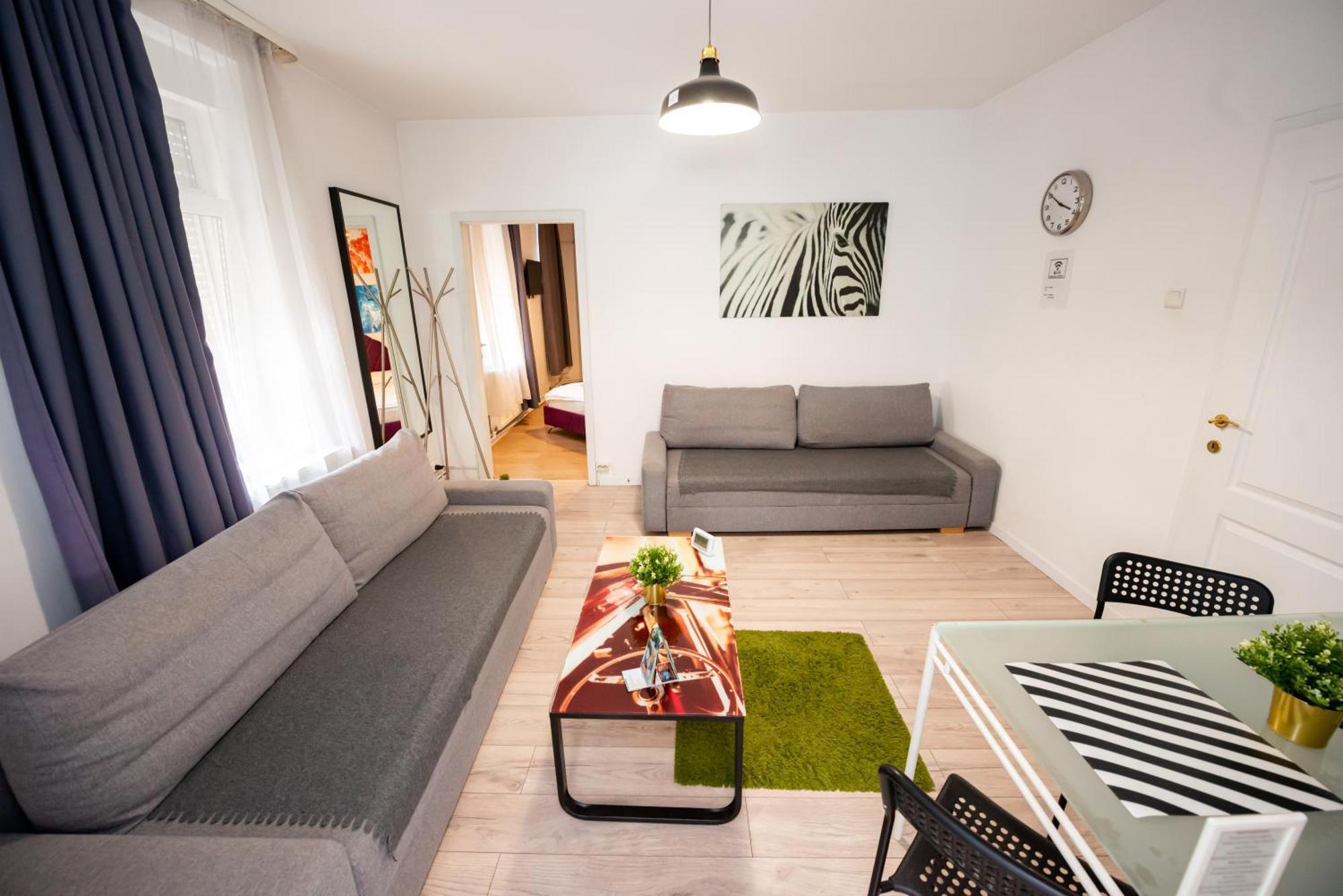 Residenza Di Carbasinni Bucharest Luaran gambar