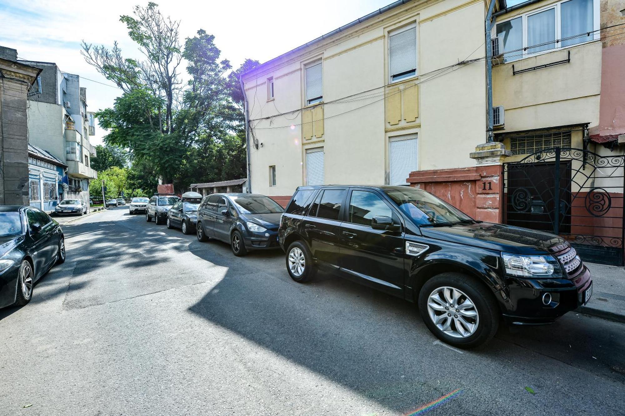 Residenza Di Carbasinni Bucharest Luaran gambar
